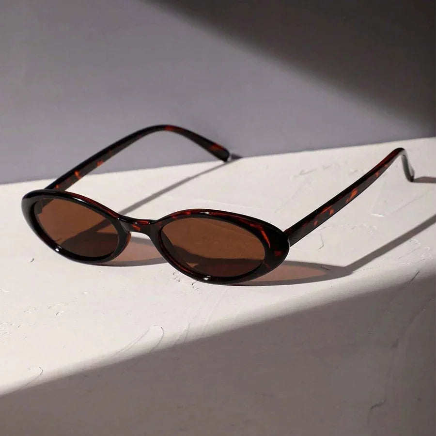 2024 New Sexy Women's Sunglasses Small Oval  Sunglasses Fashion Leopard Brown Sun Glasses Luxury Brand Designer Retro Sunglasses