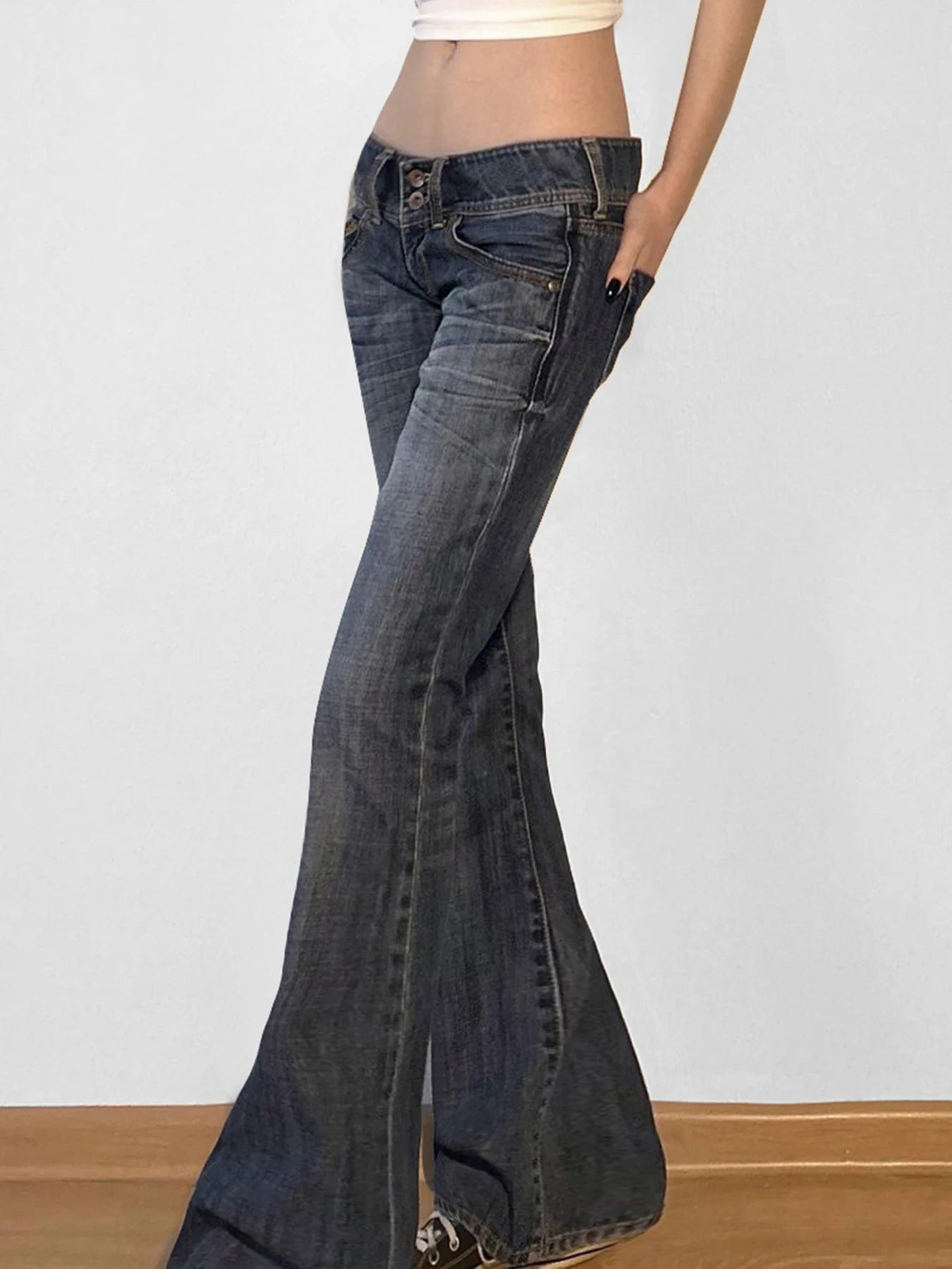 Weekeep Vintage y2k Flared Jeans Retro Button-up Low Rise Casual Denim Pants Harajuku 2000s Trousers Basic Aesthetic Mom Jeans